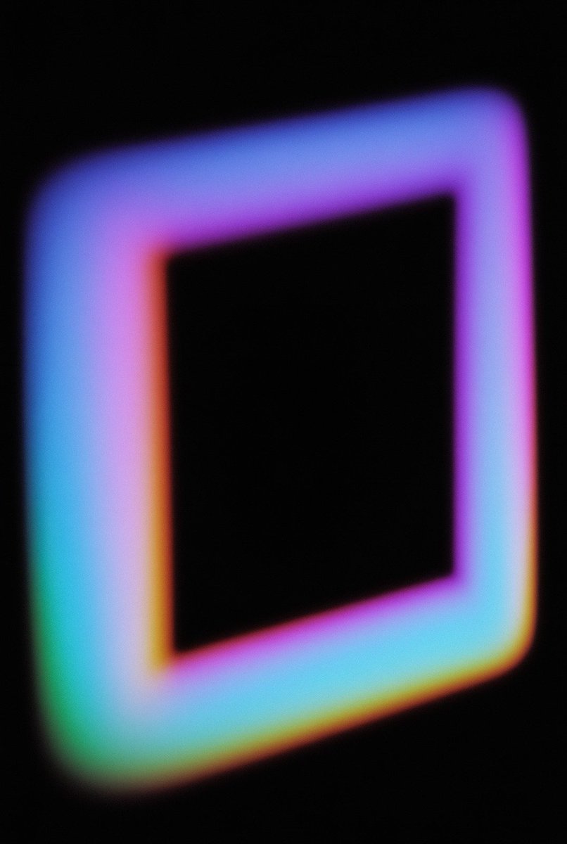 RikOostenbroek's tweet photo. light as medium https://t.co/0TvGZXYUMg