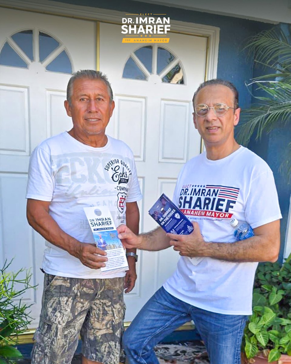 imsharief1's tweet photo. At the Doorsteps of Anaheim! Connecting with the residents, listening to their concerns, and building a campaign rooted in the community. Real outreach starts with real conversations.
#ImranForAnaheim #DrImranSharief #AnaheimCommunity #CommunityOutreach #DoorToDoor #GrassrootsOutreach #CommunityEngagement