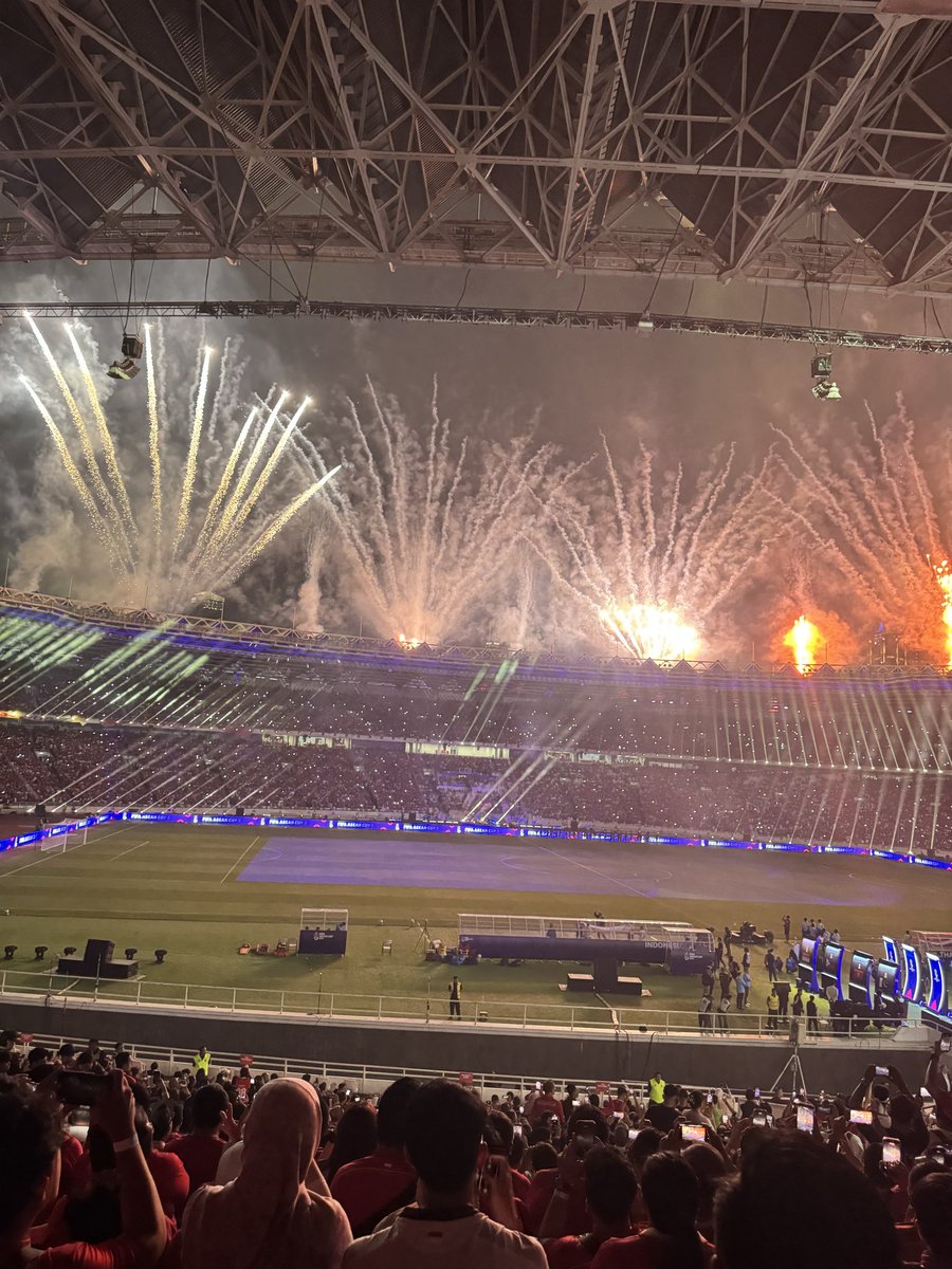 garagarabola_'s tweet photo. MERIAAAAAH BENEEEER CLOSING FINAL FIFA ASEAN CUP 2026! https://t.co/d3oJevtslX