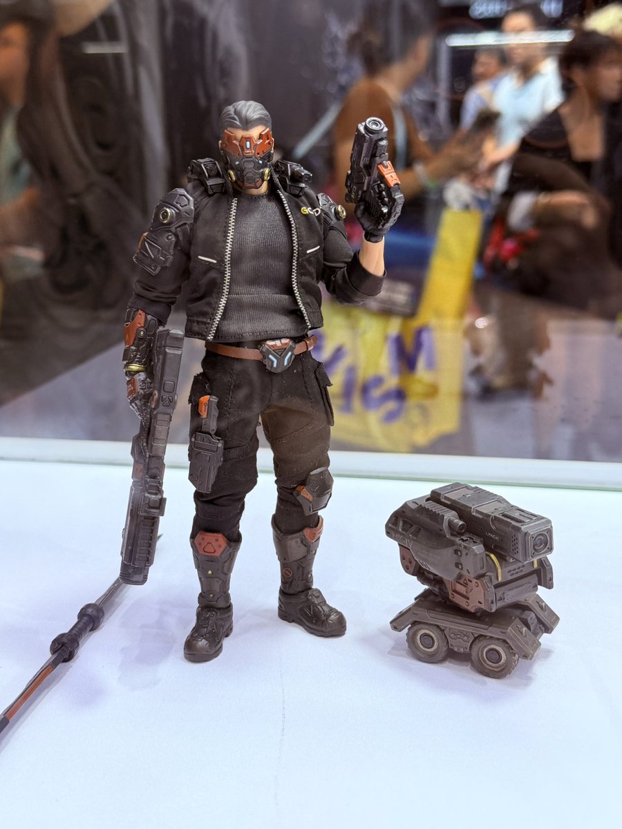 TRISKELE_HOBBY's tweet photo. 【上海WF2026会場・V Toysブース③】
サイバネ系も良さげ。ただ、V Toysのラインナップ全般、背景設定やカバーストーリーで補強が欲しいと思う。中華ファンタジーのやつはちょっとシュ◯トっぽいかな...
《当店のV Toys 銀月騎士の予約ページ》
https://t.co/mL2GpxA4hl
#TRISKELE_HOBBY
#VToys
#ファンタジーフィギュアで遊ぼう
#上海WF
#上海WF2026
#上海WonderFestival
#上海WonderFestival2026