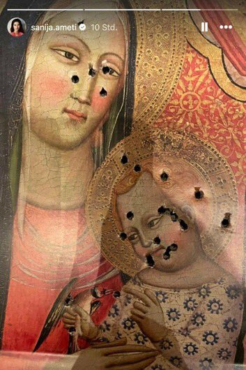 Bracesco2023's tweet photo. El odio a la Virgen María, Reina del Cielo y de la Tierra en la propia Europa.

DEUS VULT. https://t.co/EVriu3Lo7b