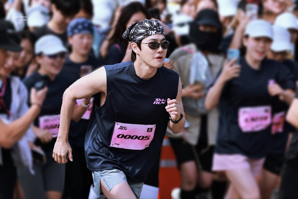 Lychee_universe's tweet photo. 2026.10.03

에스엠런 클럽 26

#수호 #준면 #SUHO  #スホ #金俊勉 https://t.co/ILnbxKSvV4