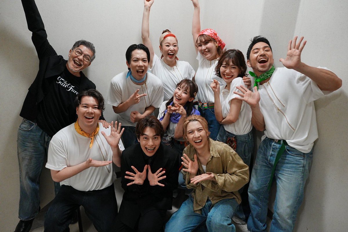 okamiya_kurumu's tweet photo. KURUMU OKAMIYA 1st Concert
「The Fanfare」最終日
ご来場ご視聴誠にありがとうございました！

ゲストで来てくださった
岡さん、海宝さん！
表舞台での姿はもちろんですが
物事の考え方、作品に対する愛や
人との向き合い方まで全てが大好きなお二人！
最終日をお二人に飾っていただけたこと
一緒にデュエットしていただけたこと
心から感謝でいっぱいです！
ファンファーレが皆様のもとに届いて
鳴り響いているといいな！！
そしてまたこれが続いていくといいな。
本当に本当に楽しい時間でした！！！
全ての皆様に感謝でいっぱいです！！
ありがとうございました！！！

#1stくるコン