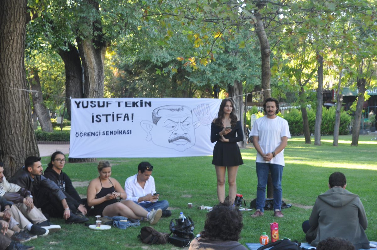 OgrenciSen_'s tweet photo. Çanakkale’de Öğrenci Sendikası Pikniğinde buluştuk! https://t.co/6PUrWAfjkU