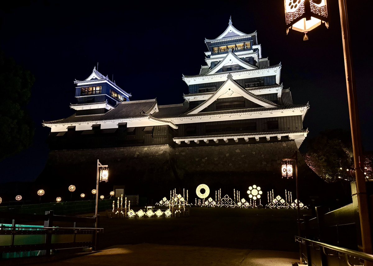 osm9141's tweet photo. 熊本城ライトアップその2 https://t.co/BHAd84aVek