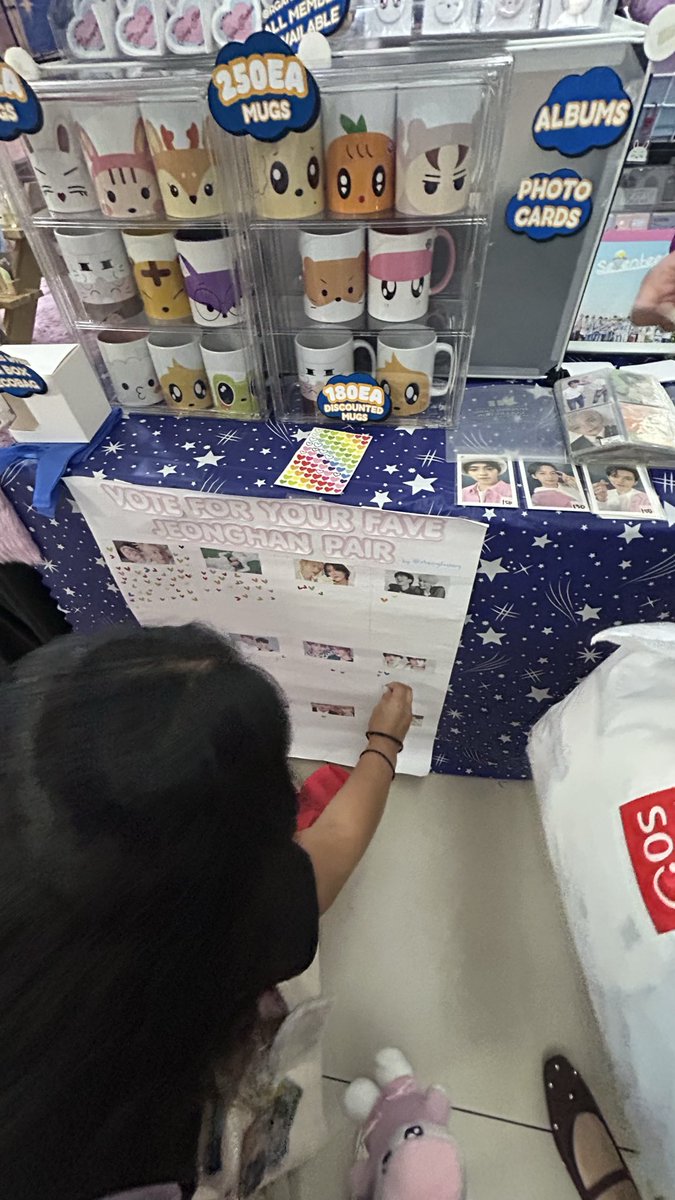 kaibbage's tweet photo. spreading the gyuhan agenda w ate @mysolacesvt13 😽🫶 https://t.co/4MWKr5sAbm