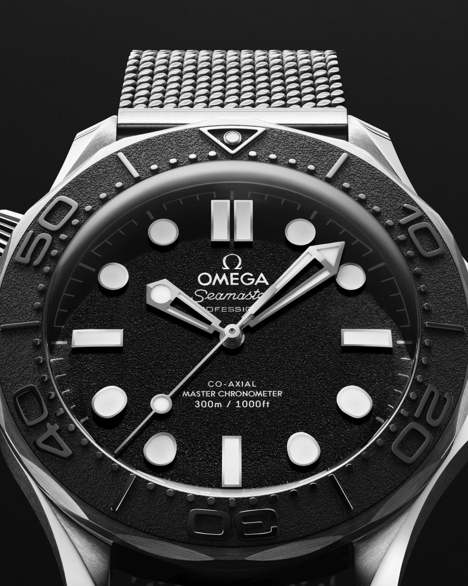 timekeepersclub's tweet photo. The Omega Seamaster Diver 300m James Bond and Spectre Collection
https://t.co/3a76ukXxqh https://t.co/5AVM9xlRhc