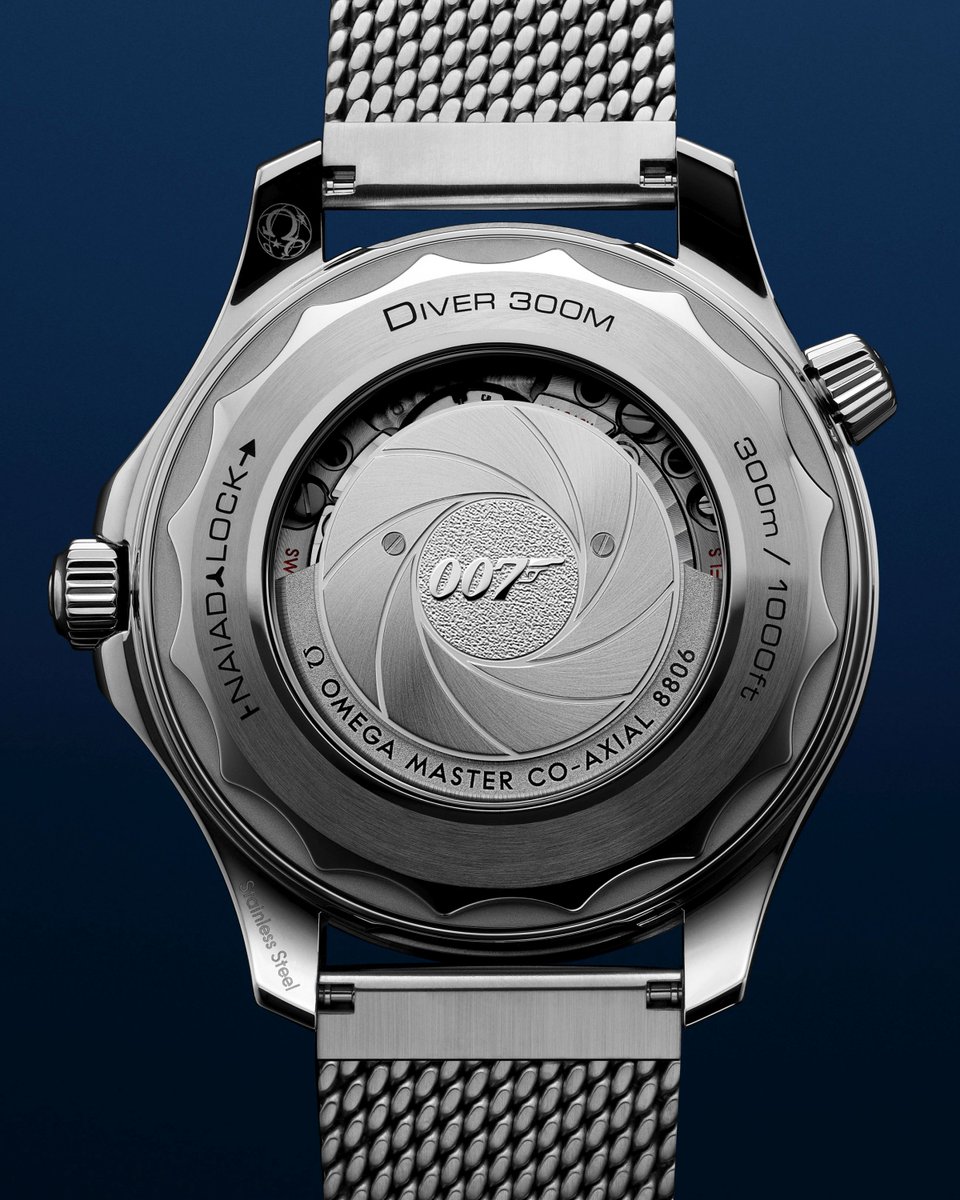 timekeepersclub's tweet photo. The Omega Seamaster Diver 300m James Bond and Spectre Collection
https://t.co/3a76ukXxqh https://t.co/5AVM9xlRhc