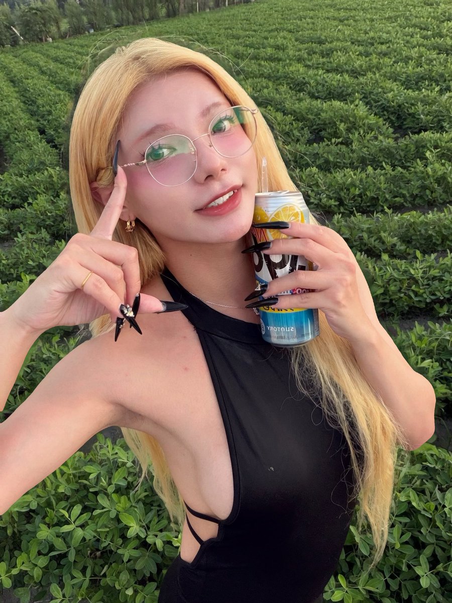 LiLinOAQ's tweet photo. 如果不嫌棄的話
帶我一起出去玩 好嗎🥰🥺
#跨性別 https://t.co/LzhMFezhdH