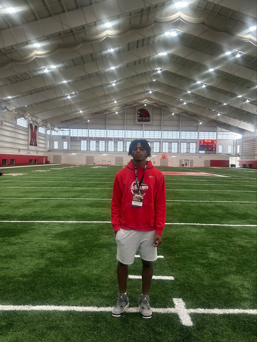 darianpratherr's tweet photo. Had a great time down in oxford. So thankful for the hospitality, cant wait to be back!
@coach_mal @LNWildcatsFB @QBCoachJenkins @_JGarrett2 @Martin_Miami_HC @A_Ragland14 @drew15martin @MiamiOHFootball @IndianaPreps @PrepRedzoneIN https://t.co/U57IxEGwxc