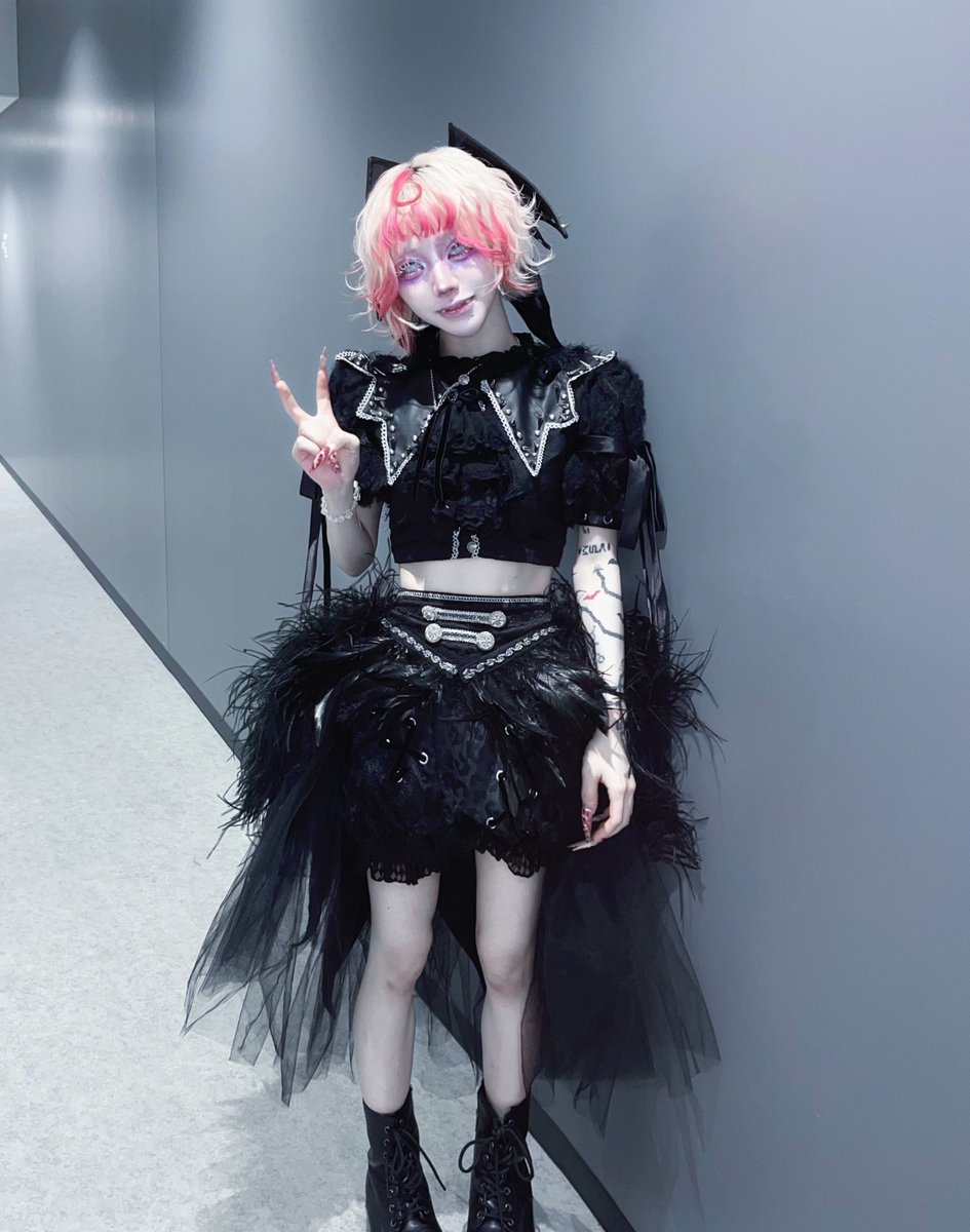 pan_mazari's tweet photo. 2周年ありがとうございました
みんな泣いてた、みんな笑ってた、大好き https://t.co/8a3H0MJ5O0
