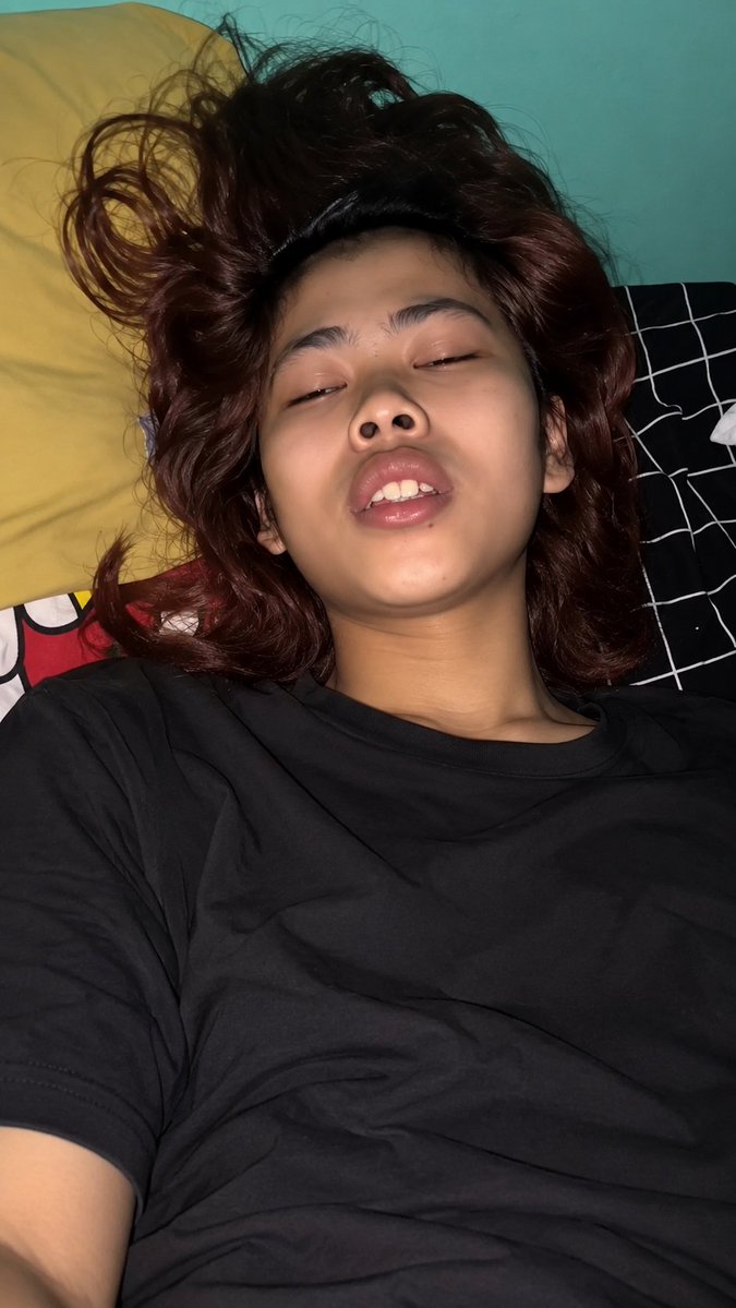 pozteirs's tweet photo. msih esmepeh kok melar sih
https://t.co/jBr5N7PDD4 https://t.co/k6DTuIJs0e