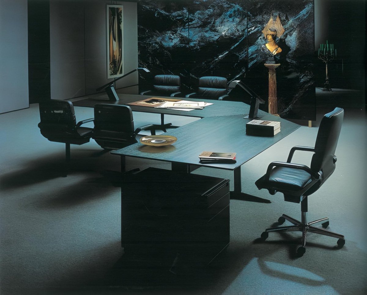 luusssso's tweet photo. The moody blacks and cool tones of 1980s Corporate High-Tech Modernism was a top tier aesthetic https://t.co/FRF2IP9eoT