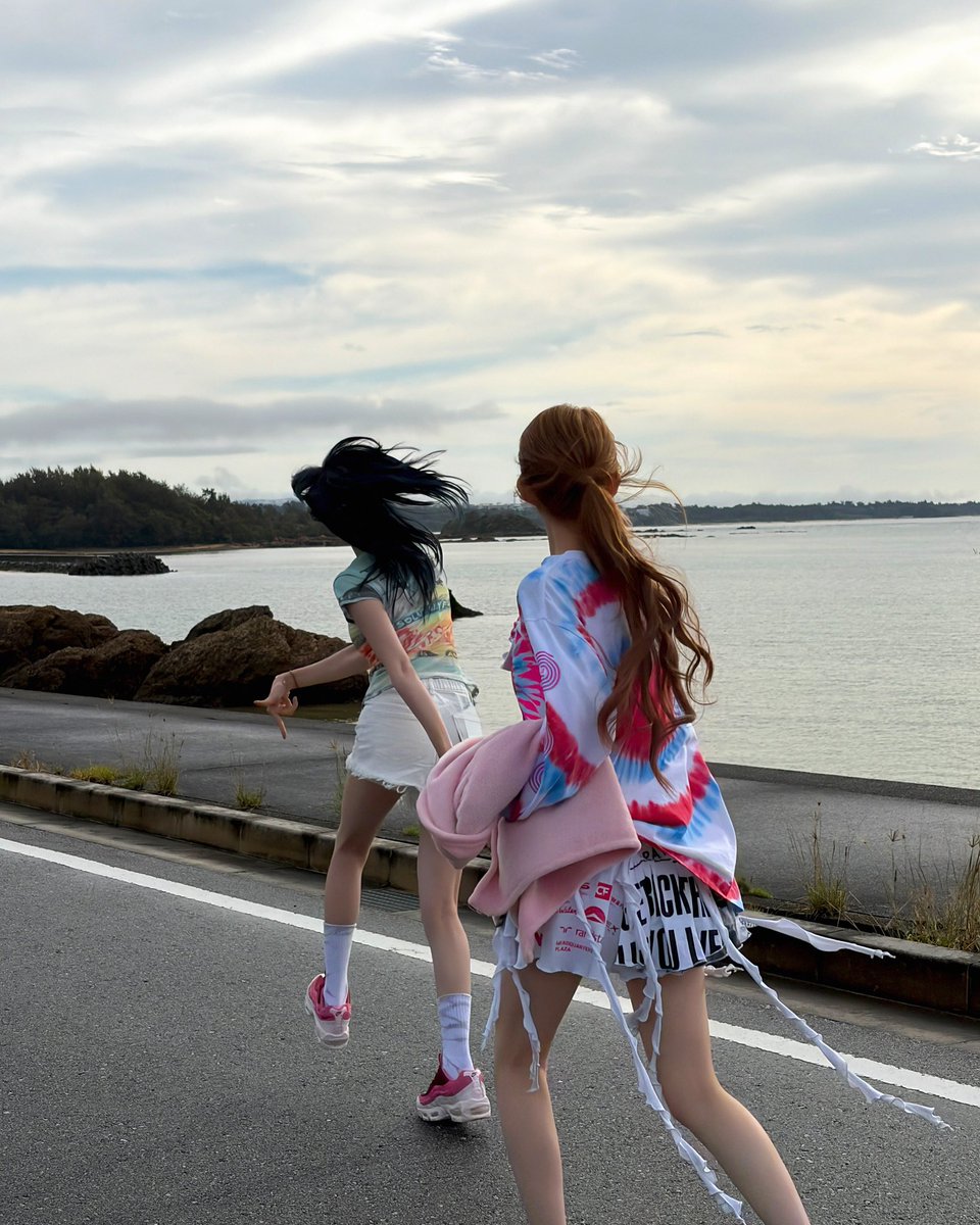 juuuniy's tweet photo. @:
아니 나도 팥빵만큼 청춘이고 싶어서 눈물나옴..
진심으로 부럽고 근데 좋고 근데 배아픅ㅎ 근데 팥랑해

나요즘진짜이상태임…… 
팥빵만큼청춘이고싶어 https://t.co/JO2xx2tVmO