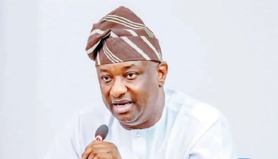 instablog9ja's tweet photo. Subsidy Removal Funded $500 Million Reconstruction of Lagos Airport — Aviation Minister, Festus Keyamo https://t.co/B8xk88xaU4