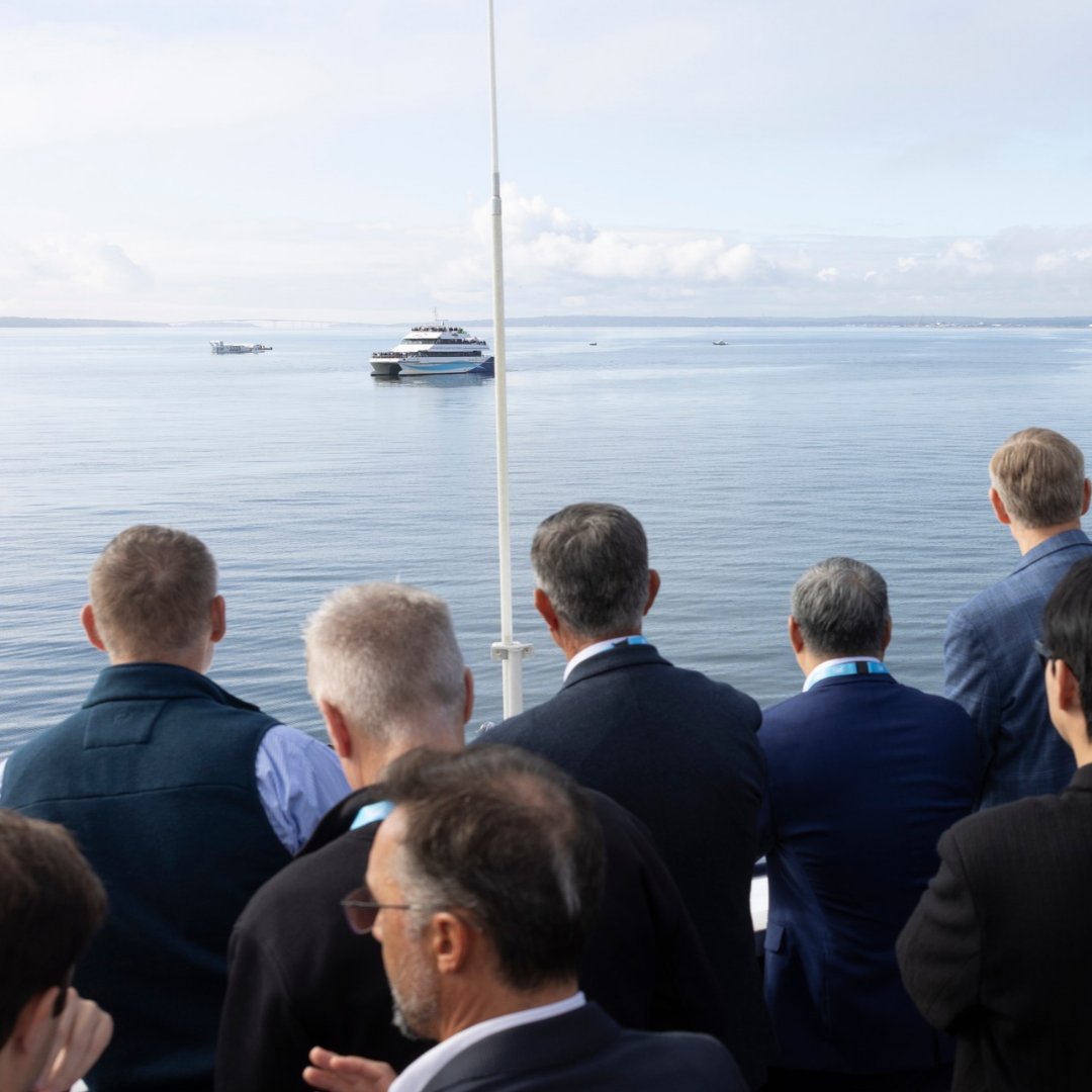 regentcraft's tweet photo. Flight Five of our Viceroy Seaglider prototype took place in front of our biggest audience yet.

Last week, we welcomed more than 600 investors, customers, government and defense leaders, and journalists aboard ferries on Narragansett Bay, and showed Squire and Viceroy prototypes float, foil, and fly. Proud of the crew who pulled it off, and thankful for the support from our guests.

The Seaglider network is growing, and we're just getting started - on to production!