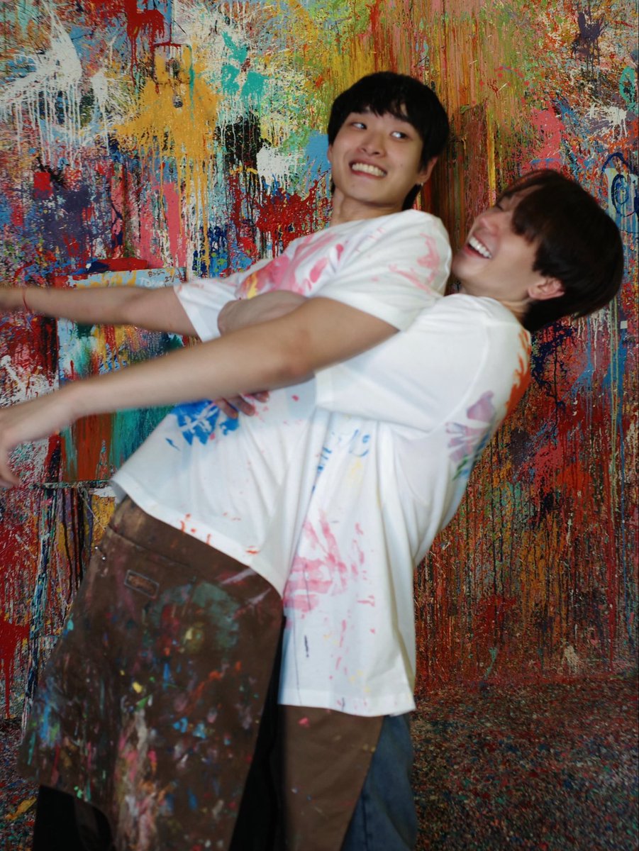 faeryloaver's tweet photo. my favourite pics of them 🥺

₊˚⊹♡ #bosstong ♡⊹˚₊ https://t.co/2buVNDfgXg