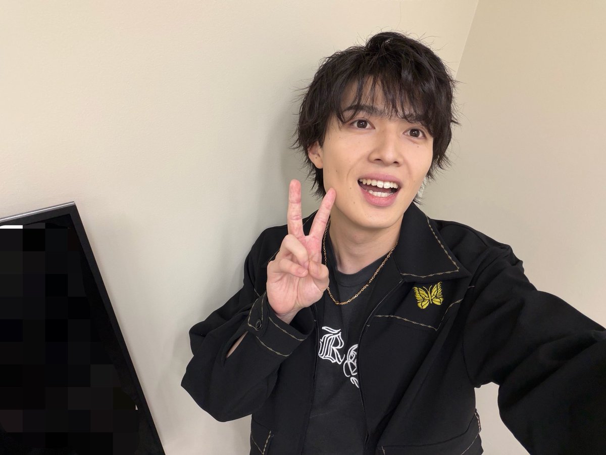 reizi_sakagaki's tweet photo. あらレジ配信ご視聴ありがとうございました。
ドッキリーーーーー！！！！
マジで騙されたわ、、、

でも楽しかったので結果オーライ！ https://t.co/kgFaNim7KW