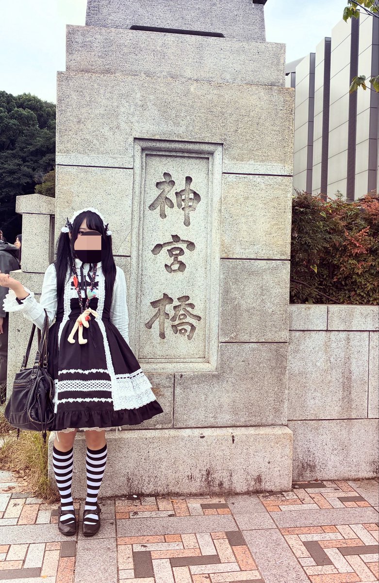 rinrin_ytqr's tweet photo. 平成原宿ロリィタスナップを漁ってコーデの参考にしてたから、ここで撮りたかった(*’ー’) https://t.co/su8p7rSEfq