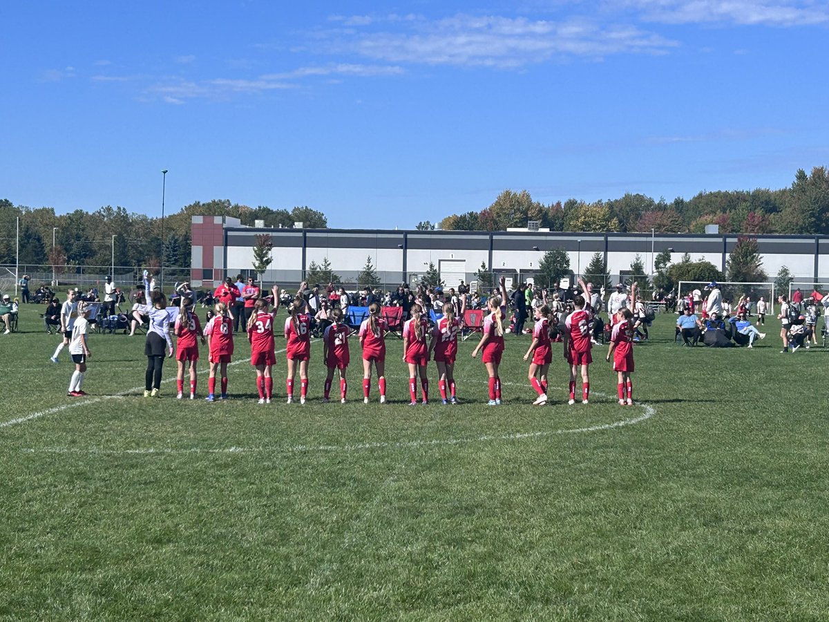ISCgirls's tweet photo. A great weekend in the books for our Pre-ECNL group!

Finished the weekend 3-0 against great competition in WNY Flash!

#AllForOneOneForAll #ISC50 https://t.co/Wo1cs0frFK