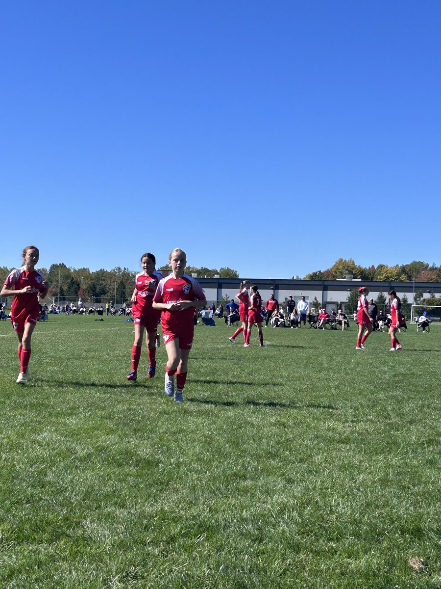 ISCgirls's tweet photo. A great weekend in the books for our Pre-ECNL group!

Finished the weekend 3-0 against great competition in WNY Flash!

#AllForOneOneForAll #ISC50 https://t.co/Wo1cs0frFK