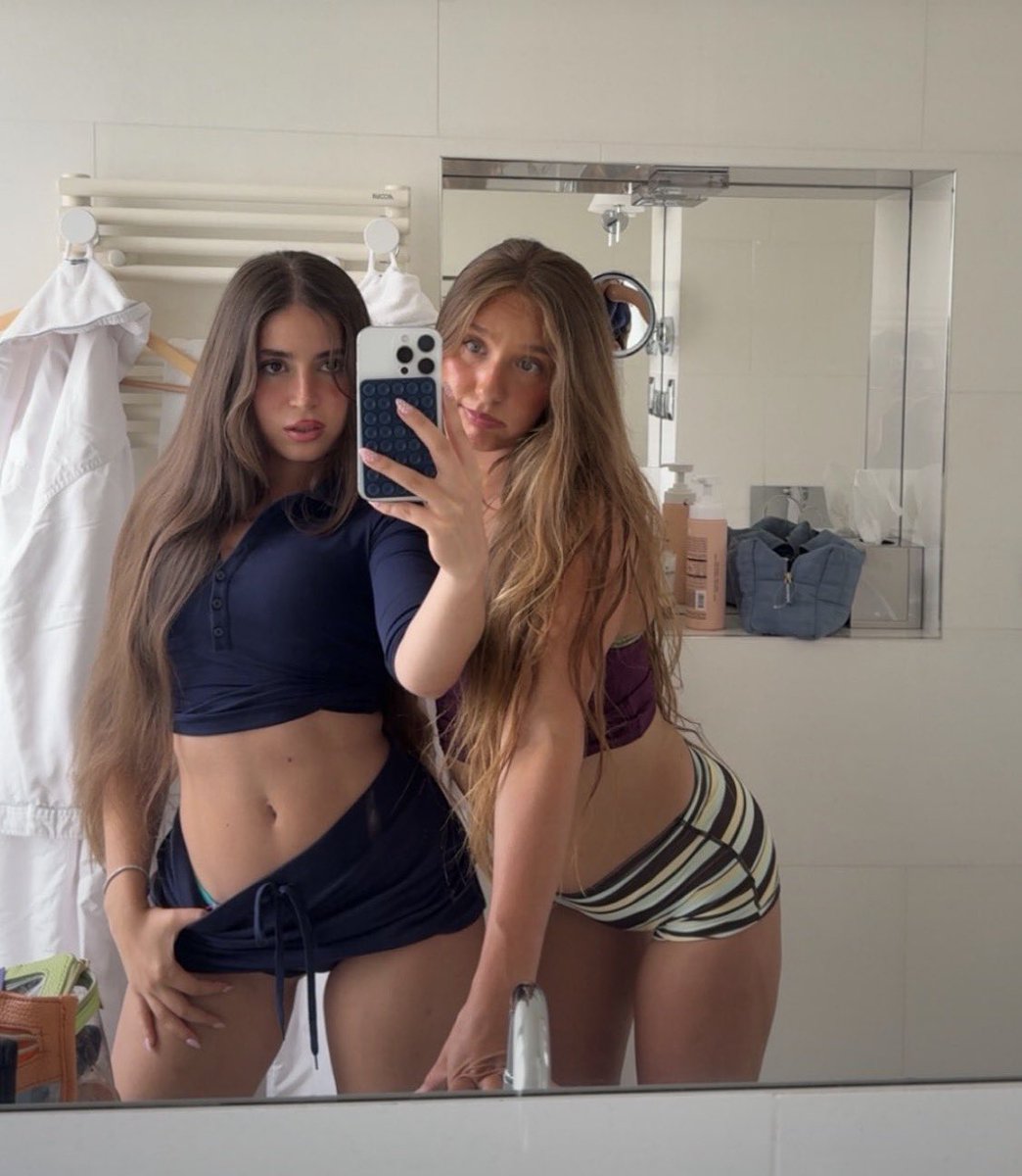emard444's tweet photo. bestie 🥰 https://t.co/xx8HNsAtia