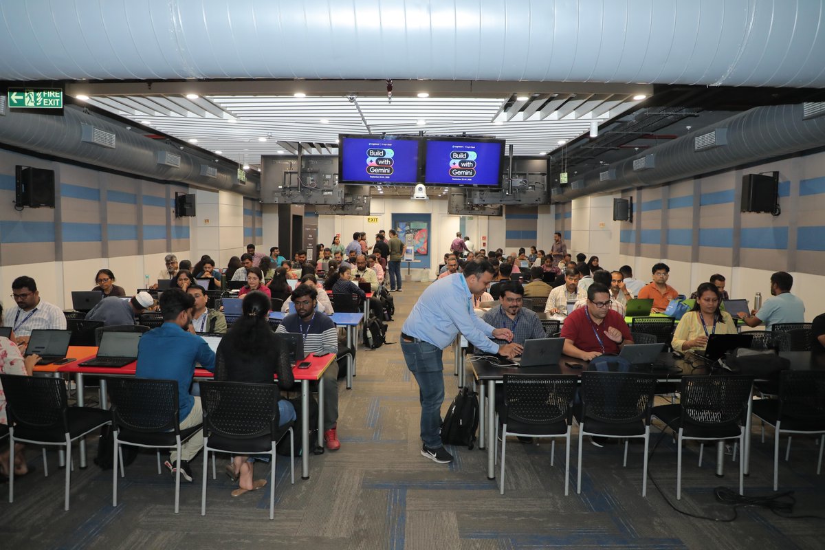 Cognizant's tweet photo. 55,000+ Cognizant associates. One global AI learning program, built with @googlecloud. Real scenarios, real applications, real outcomes. A look at #BuildWithGemini. https://t.co/qY5pWYbJOy