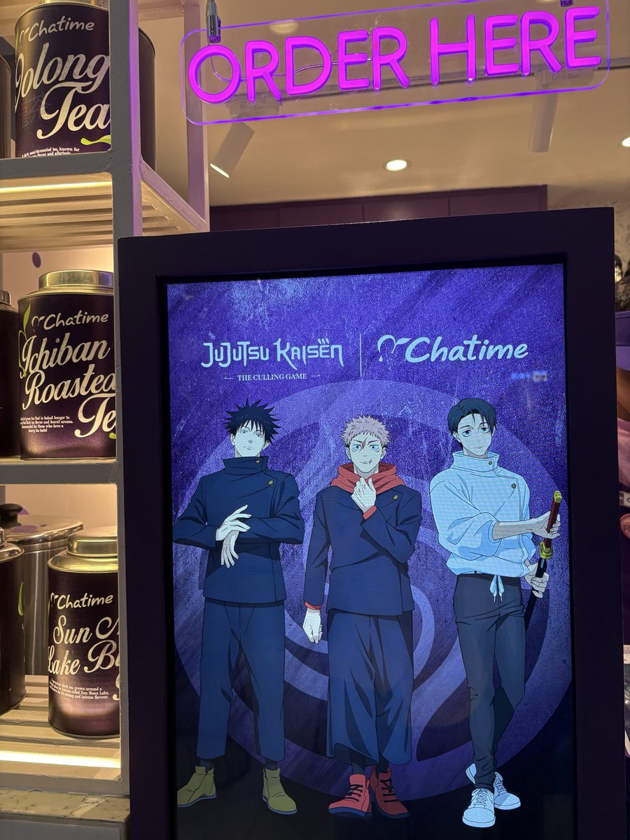marvelheim's tweet photo. 😭😭 someone here said, “bummer. i wanted a gojo design” ?:!/!?!!

ma’am this is a culling game collab, gojo was IN LIFE PRISON https://t.co/cEaWtFg9SK