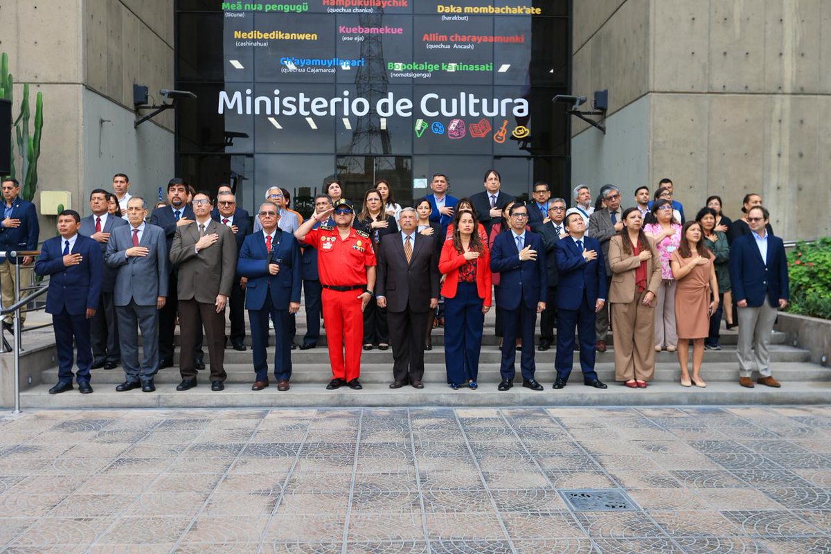 MinCulturaPe's tweet photo. En la semana en que conmemoramos el Combate de Angamos, destacamos la historia de esta centenaria compañía, que también sirvió a la patria durante la Guerra del Pacífico. Un acto cívico para renovar nuestro compromiso con la solidaridad, la disciplina y el servicio al Perú. 🚒✨ https://t.co/t7G1FQYPyb