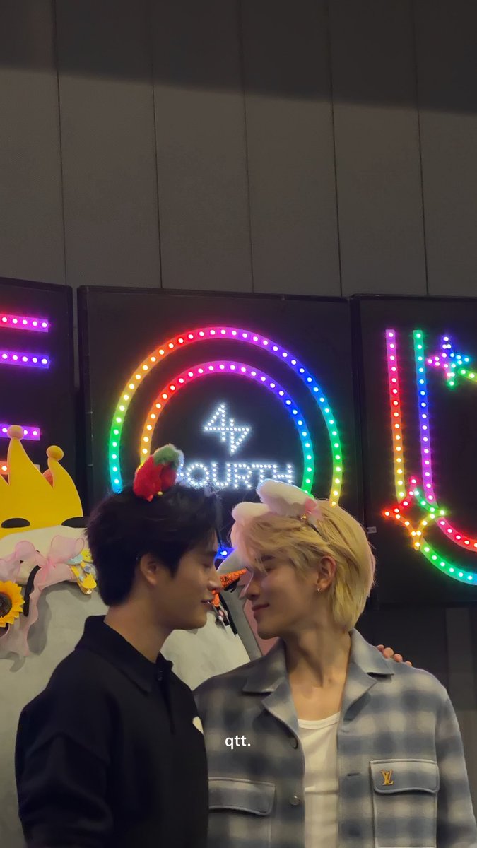 tmnqmtn's tweet photo. กุถ่ายไรมะวะ 🤯🤯🤯🤯🤯 https://t.co/cXhaviW2bo