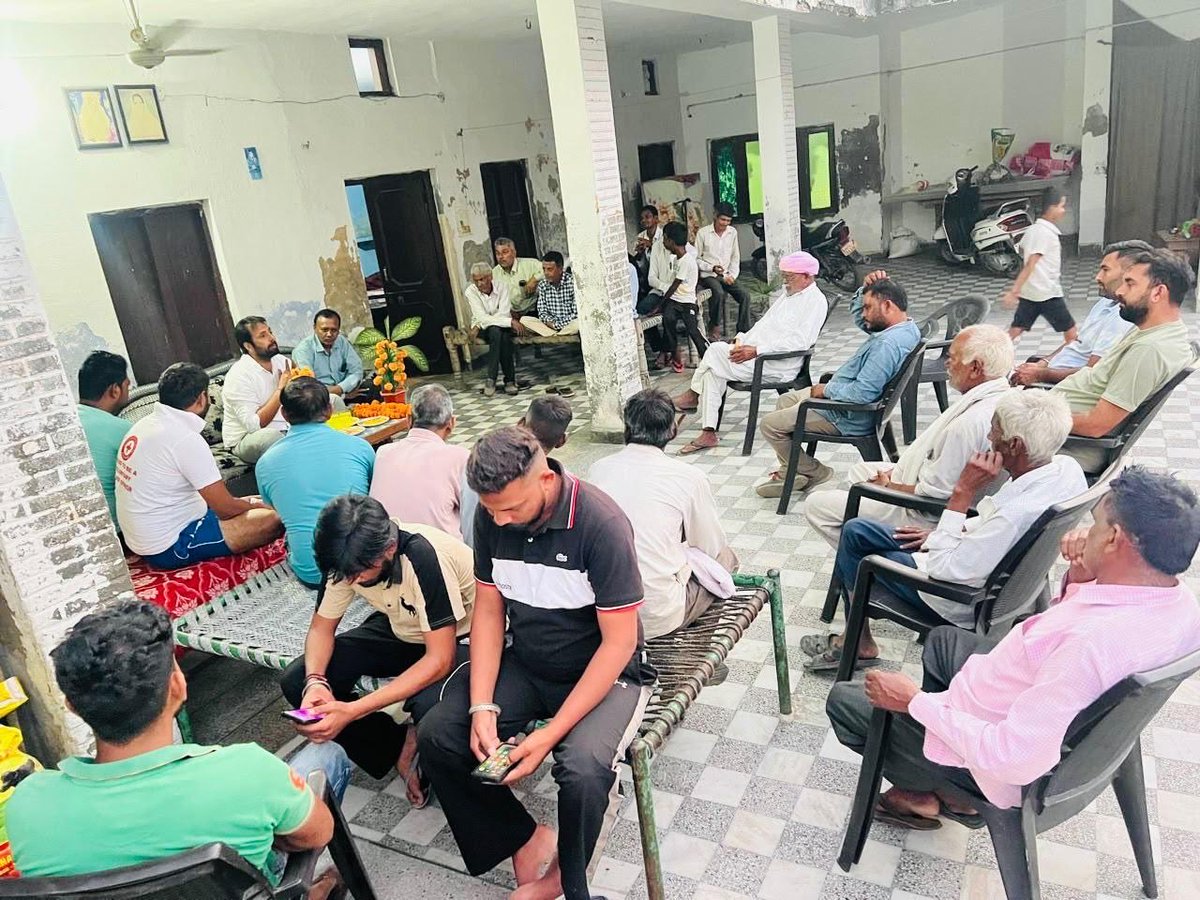 umeshkamboj5's tweet photo. लगातार चल रहे जनसंपर्क अभियान के तहत हल्का रादौर के गांव सुखपुरा में विभिन्न जगह पर …
अपनों का स्नेह, विश्वास और समर्थन ही मेरी सबसे बड़ी ताकत है। इसी विश्वास के साथ क्षेत्र की आवाज़ बुलंद करने का यह सफर निरंतर जारी रहेगा।
उमेश बुबका
हल्का रादौर
#Haryana #Congress #Radaur https://t.co/4JnanVV26A