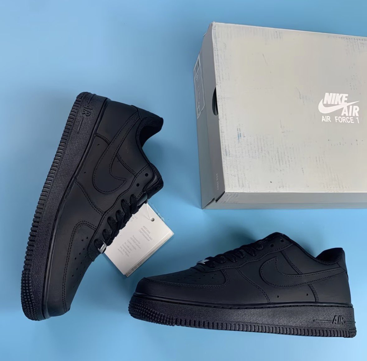 soabfits's tweet photo. 🚨Nike AF 1 

Price🏷️ 80k https://t.co/t57yi2Pr2B
