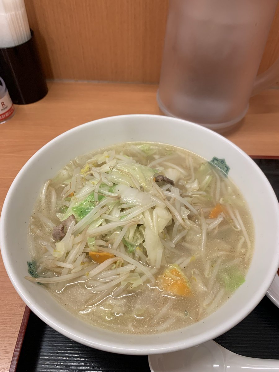 nsns20202020's tweet photo. タンメン
日高屋のタンメンはいつ食べても美味いね〜
#日高屋
#野菜たっぷりタンメン https://t.co/cBuorXjnWx