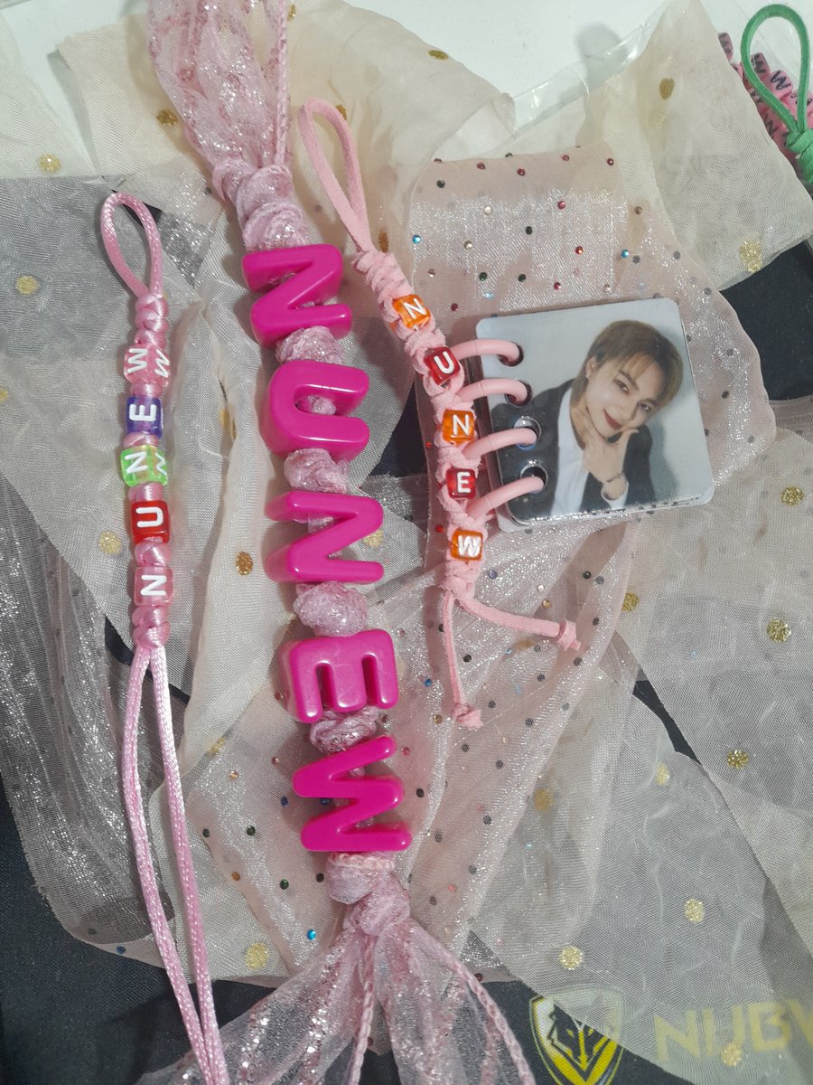 dear_kampoo's tweet photo. พึ่งจะได้ของครบลองทำอันแรกทุกคนนนนน
มันอาจจะไม่สวยแต่มารับน้องกลับบ้านไปด้วยได้ม่ายยยยยยย 🤣🤣

NUNEW CONCERT AT IMPACT
#NuNew2ndConcert
#บัตรคอนนุนิวมานี่มา
#NuNew https://t.co/bVi6MBkUtT