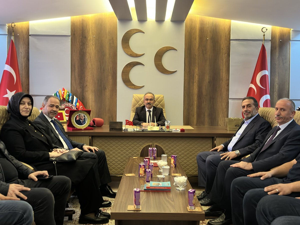 akpartitokat's tweet photo. Cumhur İttifakı ortağımız Milliyetçi Hareket Partisi’nin (MHP) 15. Olağan Kongresi sonucunda MHP Tokat İl Başkanlığı görevine seçilen Sayın Zeki Kurt’u ve MHP Tokat Merkez İlçe Başkanlığı görevine seçilen Sayın Murat Yücel’i ziyaret ederek hayırlı olsun dileklerimizi ilettik.

… https://t.co/17V8HkSw6q