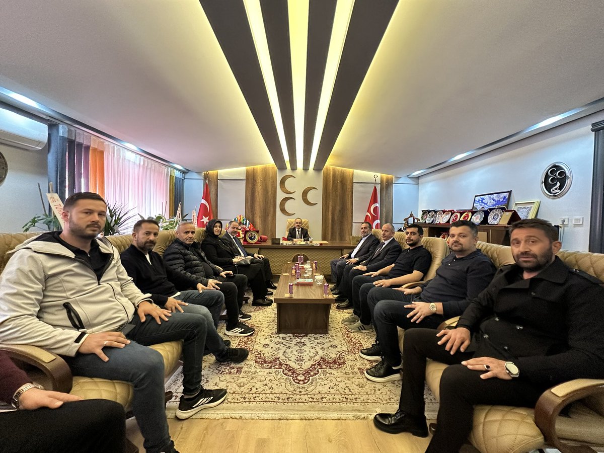 akpartitokat's tweet photo. Cumhur İttifakı ortağımız Milliyetçi Hareket Partisi’nin (MHP) 15. Olağan Kongresi sonucunda MHP Tokat İl Başkanlığı görevine seçilen Sayın Zeki Kurt’u ve MHP Tokat Merkez İlçe Başkanlığı görevine seçilen Sayın Murat Yücel’i ziyaret ederek hayırlı olsun dileklerimizi ilettik.

… https://t.co/17V8HkSw6q
