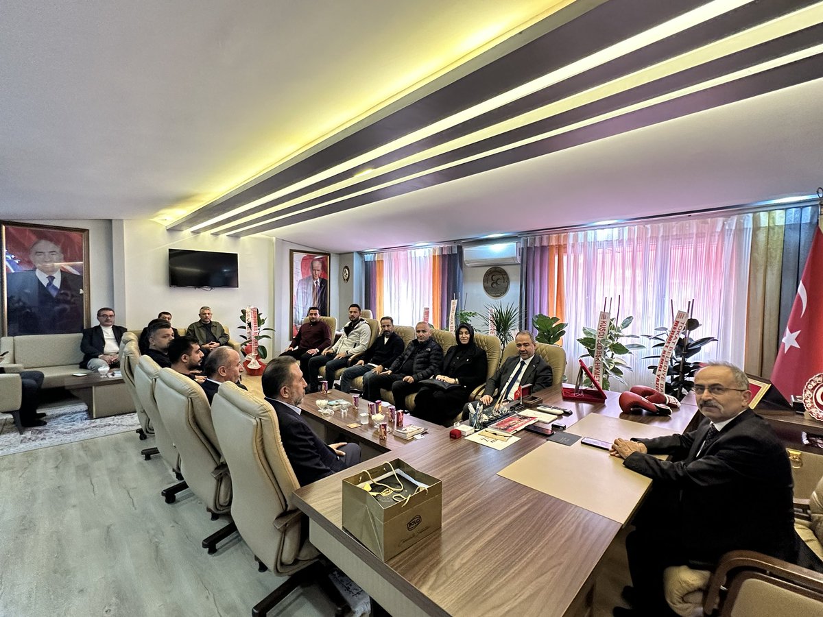 akpartitokat's tweet photo. Cumhur İttifakı ortağımız Milliyetçi Hareket Partisi’nin (MHP) 15. Olağan Kongresi sonucunda MHP Tokat İl Başkanlığı görevine seçilen Sayın Zeki Kurt’u ve MHP Tokat Merkez İlçe Başkanlığı görevine seçilen Sayın Murat Yücel’i ziyaret ederek hayırlı olsun dileklerimizi ilettik.

… https://t.co/17V8HkSw6q