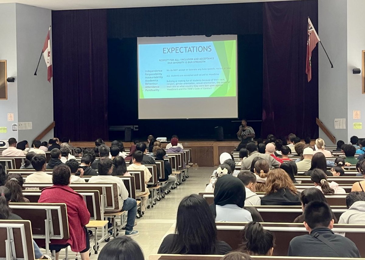 WoodbineMS's tweet photo. ✨Thank you to our wonderful @WoodbineMS community for joining us last week for our Curriculum Night! 📚 ✏️ #tdsb #communityproud @tdsb @MFraserTDSB @LizBHolder ✨ https://t.co/4G0gjVQig6