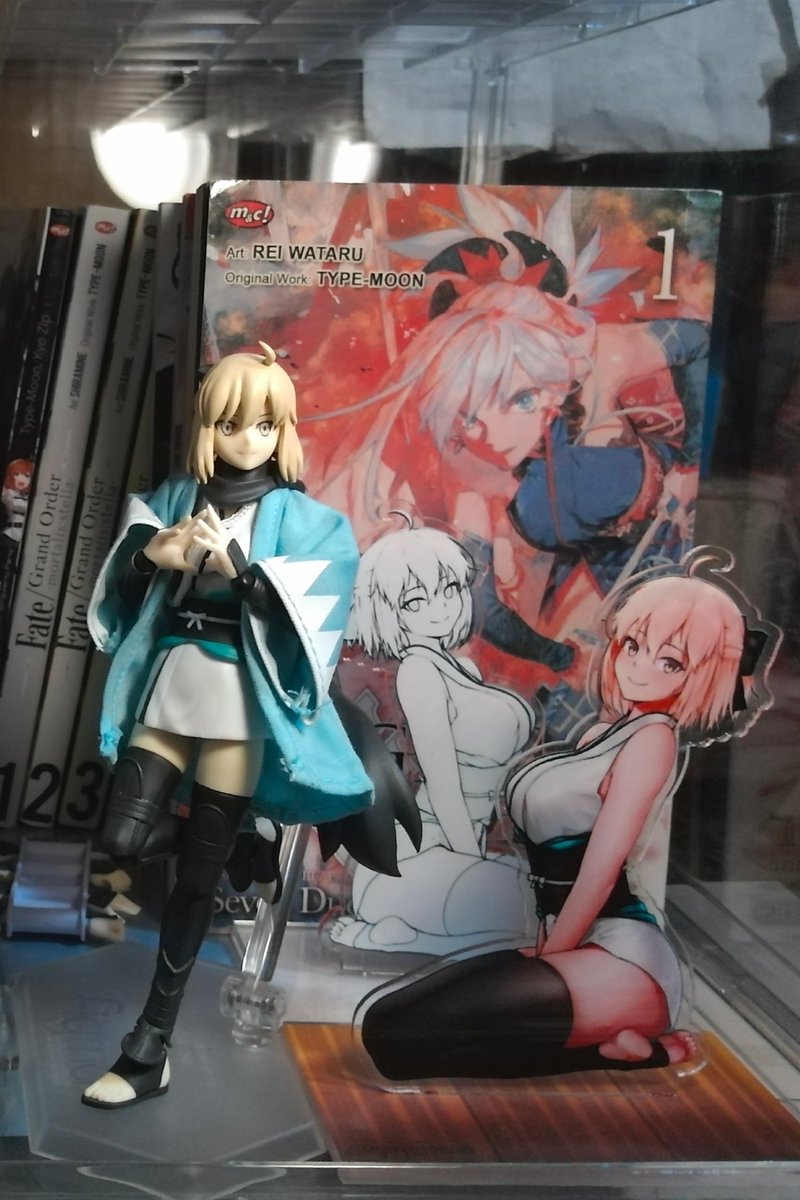 motokebo17's tweet photo. Adding another Okita standee to my collection, made from my own artwork! My Figma Okita looks small when placed next to the standees. https://t.co/NUcRlYykv8
