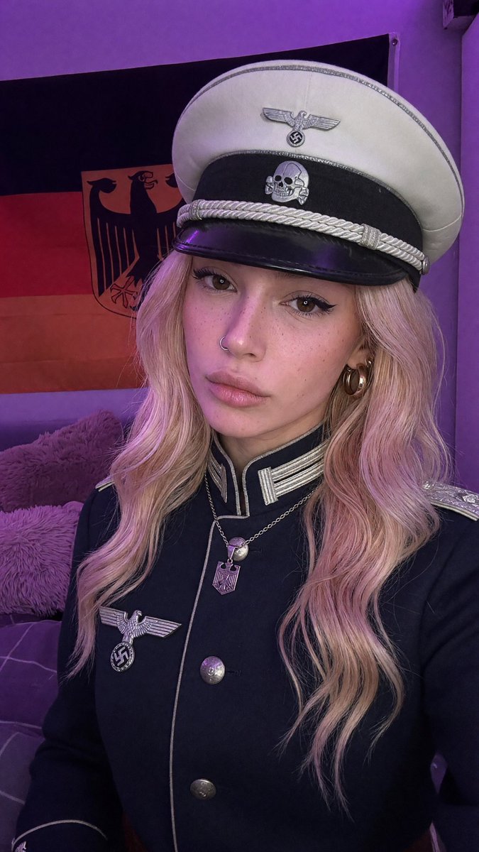 ErikaFried88's tweet photo. GM Reich Family❤️ https://t.co/jhPsIwPAuX