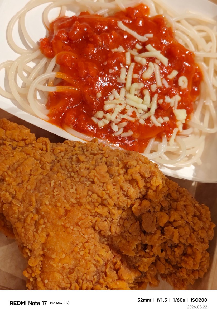 gadgetmatch's tweet photo. #GadgetSnaps | Redmi Note 17 Pro Max
π·: Vincenz Lee
π https://t.co/MwhN6etPGQ https://t.co/h9aoFtMAQh