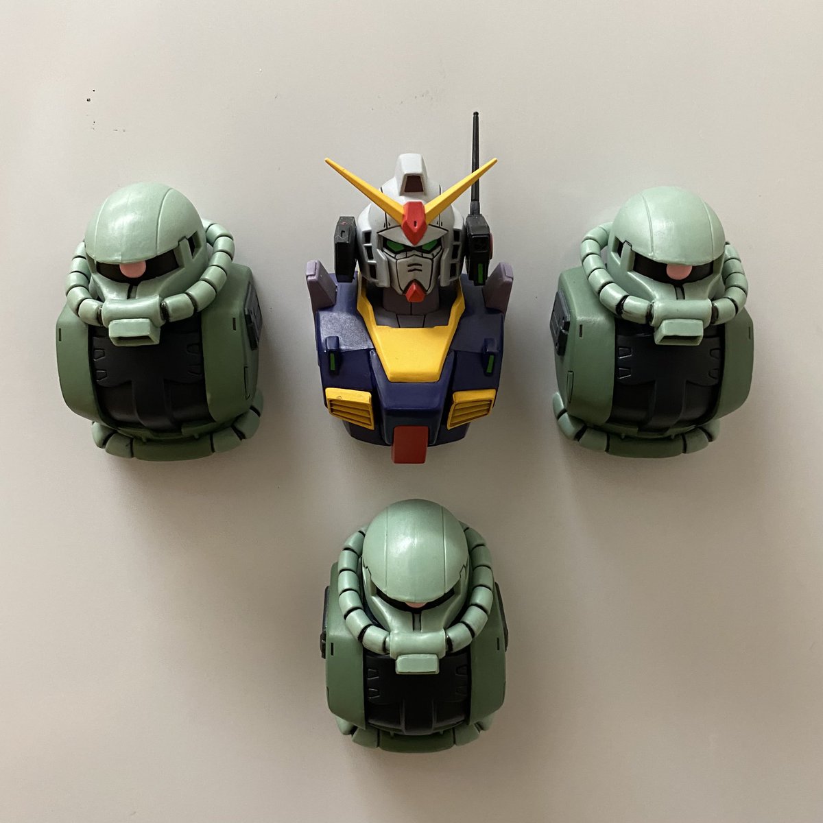 9oodfella2's tweet photo. 豪運でセブンの4箱ぶち抜いたらこれ https://t.co/0N5yudm6fH