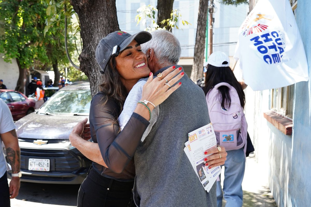 AlessandraRdlv's tweet photo. ¿Cuánto puede cambiar una alcaldía en 7 días?

Esta semana recuperamos calles, apoyamos a más de 4 mil personas, intervenimos viviendas, retiramos toneladas de obstáculos, iluminamos, desazolvamos y seguimos poniendo ORDEN.

Todo esto pasó en Cuauhtémoc en UNA SEMANA.
Abro hilo. 🧵👇