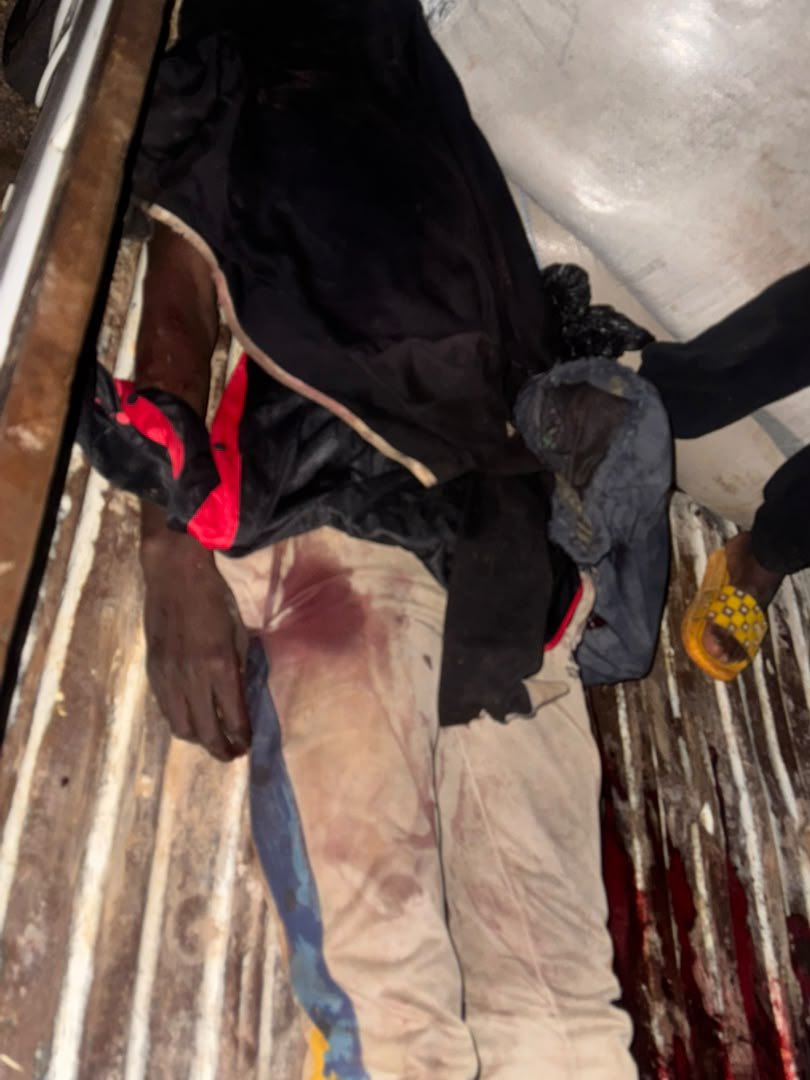 ZagazOlaMakama's tweet photo. How Berom Militia Attack Fulani Traders in Mass Shooting Along Bukuru Expressway, Plateau

By: Zagazola Makama

Suspected Berom militia reportedly opened fire on a vehicle conveying Fulani traders returning from Kara Market along the Bukuru Expressway in Jos South Local Government Area of Plateau State, killing one person and injuring seven others.

The attack occurred at about 4:30 p.m. on Sunday, October 4, 2026, around the Total Filling Station Roundabout, Bukuru, when the open-body vehicle carrying about 20 passengers came under sporadic gunfire.

Security sources told Zagazola Makama that troops of Sector 6, Operation Enduring Peace (OPEP), deployed in Bukuru, responded to the shooting and found eight victims suffering from gunshot wounds.

One of the victims, identified as Musa Abubakar, was confirmed dead, while Ibrahim Aliyu, Abdullahi Aliyu, Abdullahi Saidu, Abdussalam Saidu, Faisal Gambo, Abdussalam Yau and Adam Umar sustained injuries.

The victims were evacuated to the 3 Division Hospital for medical treatment, while security personnel launched efforts to track down the fleeing attackers.

The Plateau State Police Command also confirmed the shooting, saying preliminary investigation showed that the vehicle was conveying traders returning from Kara Market.

The Command said seven injured victims had so far been traced to the Military Clinic at Rukuba Barracks, where they were receiving treatment.

Commissioner of Police, CP Ayodeji Faniyan, directed the Deputy Commissioner of Police in charge of the Department of Investigations to take full charge of the investigation and ensure that those responsible are arrested and prosecuted.