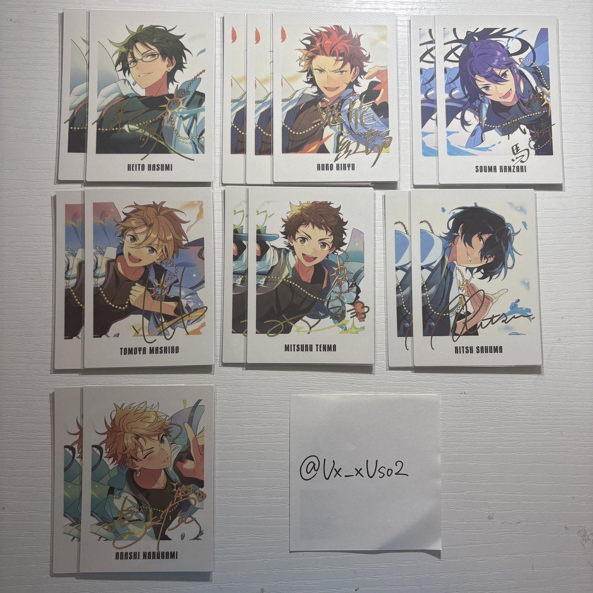 Ux_xUso2's tweet photo. ꒰ あんスタ ぱしゃっつ 無償譲渡 ꒱

あんスタを降りるのでグッズ整理しているのですが、迷子がたくさんあって、どうせなら大切にしてくださる方の元に渡って欲しいので無償で引き取って下さる方を探しています。

🌟ツリー1番下に詳細があります。一読した上でお声掛けお願いします。

9周年 https://t.co/BfaxCCclij
