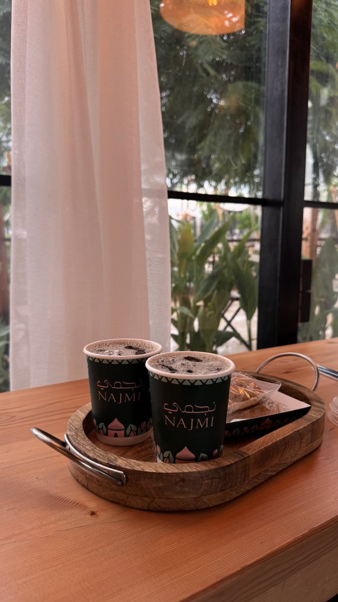 lil_268's tweet photo. نجمي قهوة تاخذك للنجوم 💫 https://t.co/IYigq73Zow