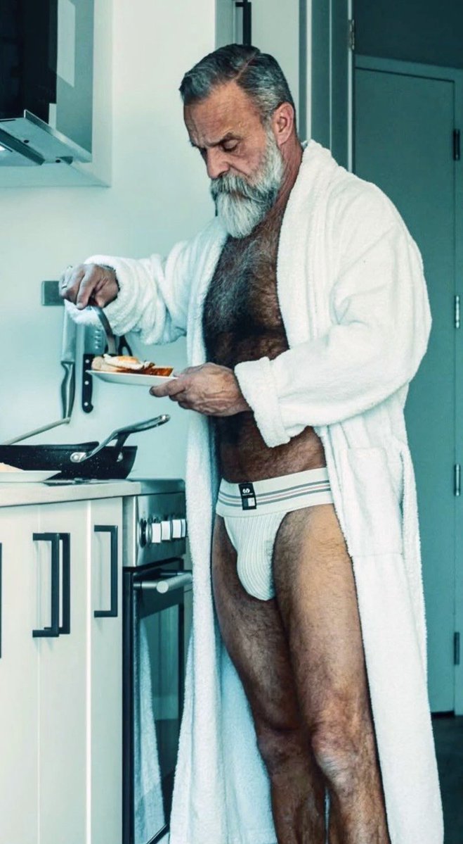 boxertrunks's tweet photo. Late breakfast jock. https://t.co/wyBXNq0hBD