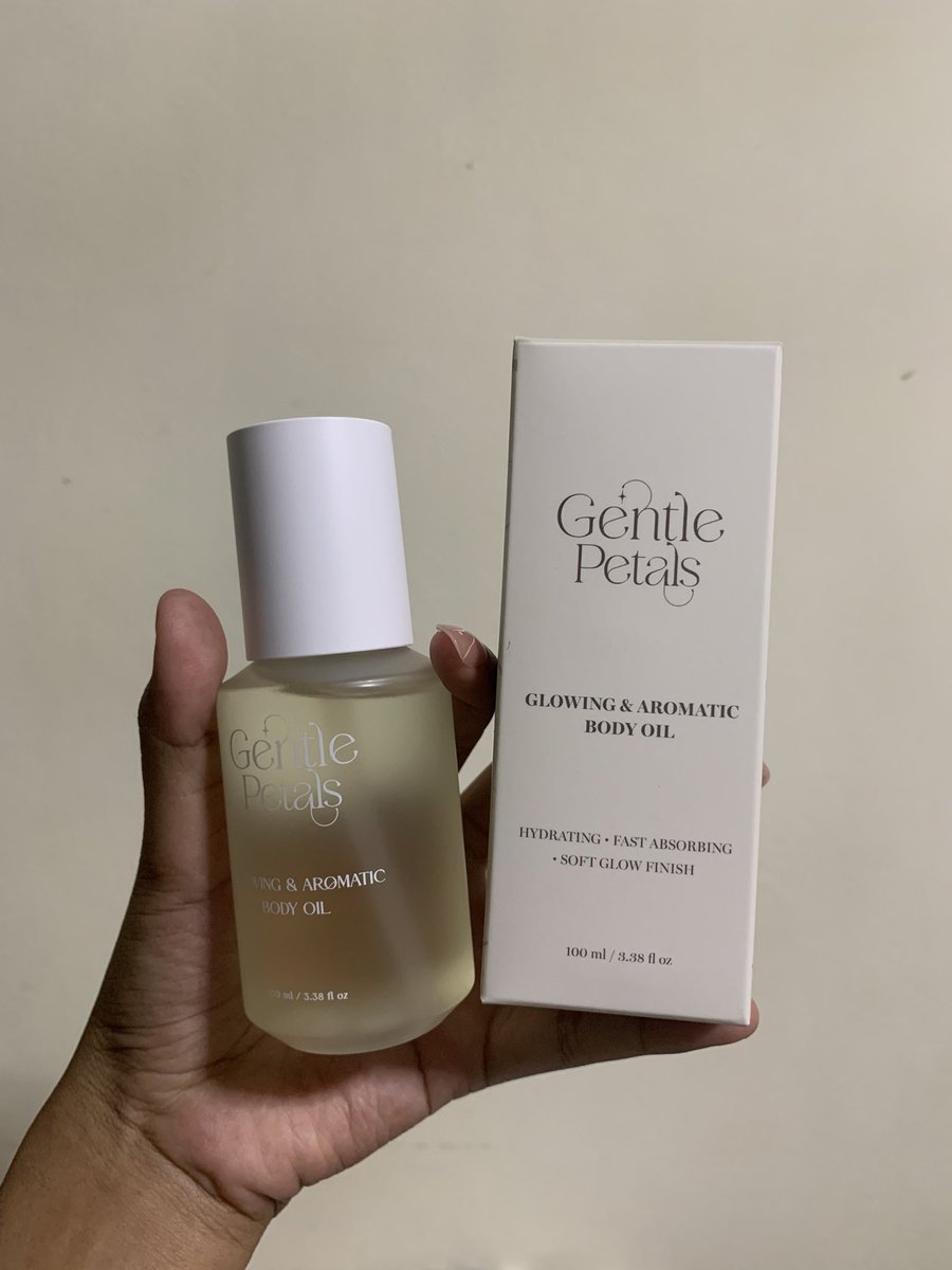 Laymor_'s tweet photo. เค้าพึ่งได้บอดี้ออยมาใหม่ของGentle Petals 🎀 กลิ่นที่เปิดคือโอเคเลยนะไม่ฉุน แต่ยังไม่ได้ลองใช้เลยเด่ะลองใช้แล้วมารีวิวน๊าาแม่ 👀🤏🏻 

ใครเคยลองใช้แล้วรีวิวให้ฟังด้วยนะว่ามันเป็นยังไงโอเคไหม หรือมีตัวไหนที่น่าสนใจไหม แนะนำมาได้เลยยน๊าา 📍📍

เพื่อใครสนใจจะลองเค้าจะแปะพิกัดไว้
📍 https://t.co/SDISLso7Wn

#shopee #affiliate #gentlepetals