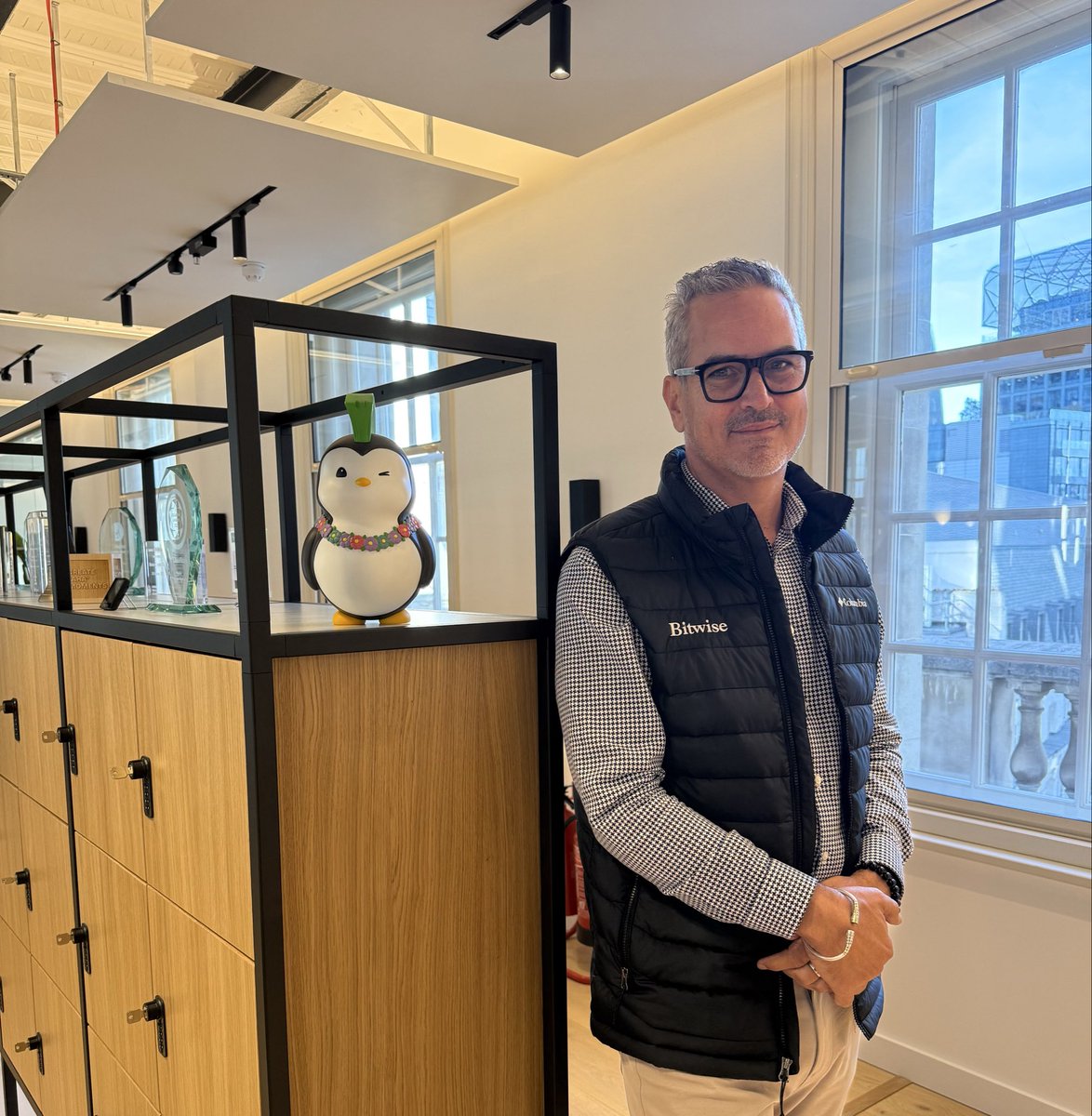 BradleyDuke_'s tweet photo. The Bitwise office in London is quite different from the NYC office, but there are some pleasant similarities. https://t.co/Eqn2ig4nG7
