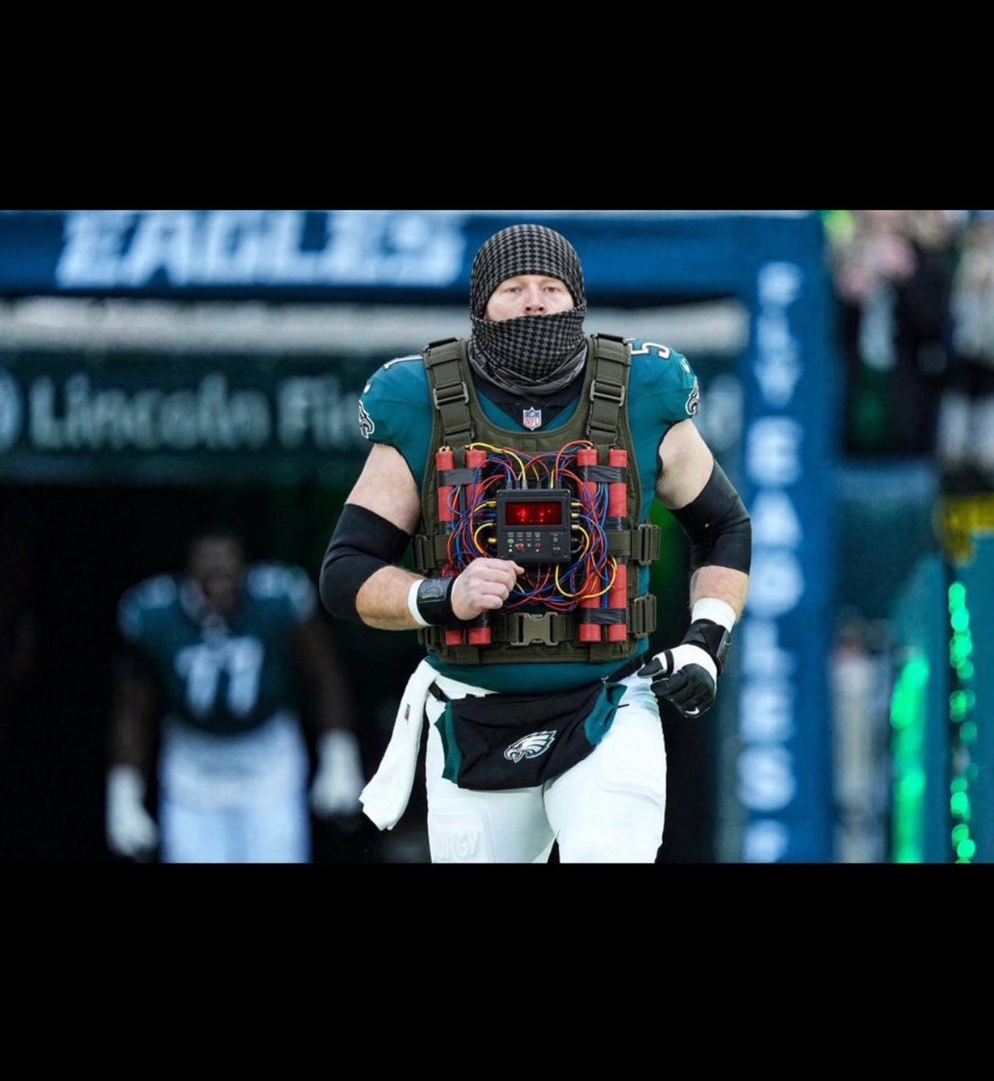 Clapinonyanan's tweet photo. @That_Hurts Eagles fans when someone says “Hold Jalen hurts accountable for a bad game or run onto Lincoln field as a suicide bomber” https://t.co/v3RnjXkEbx